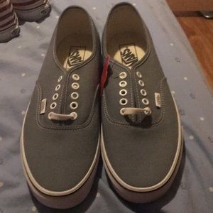 Brand new gray low top vans